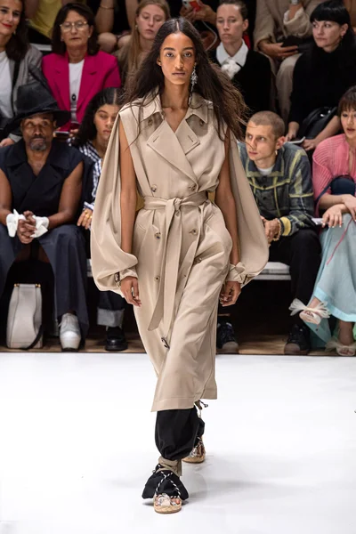 Look 40